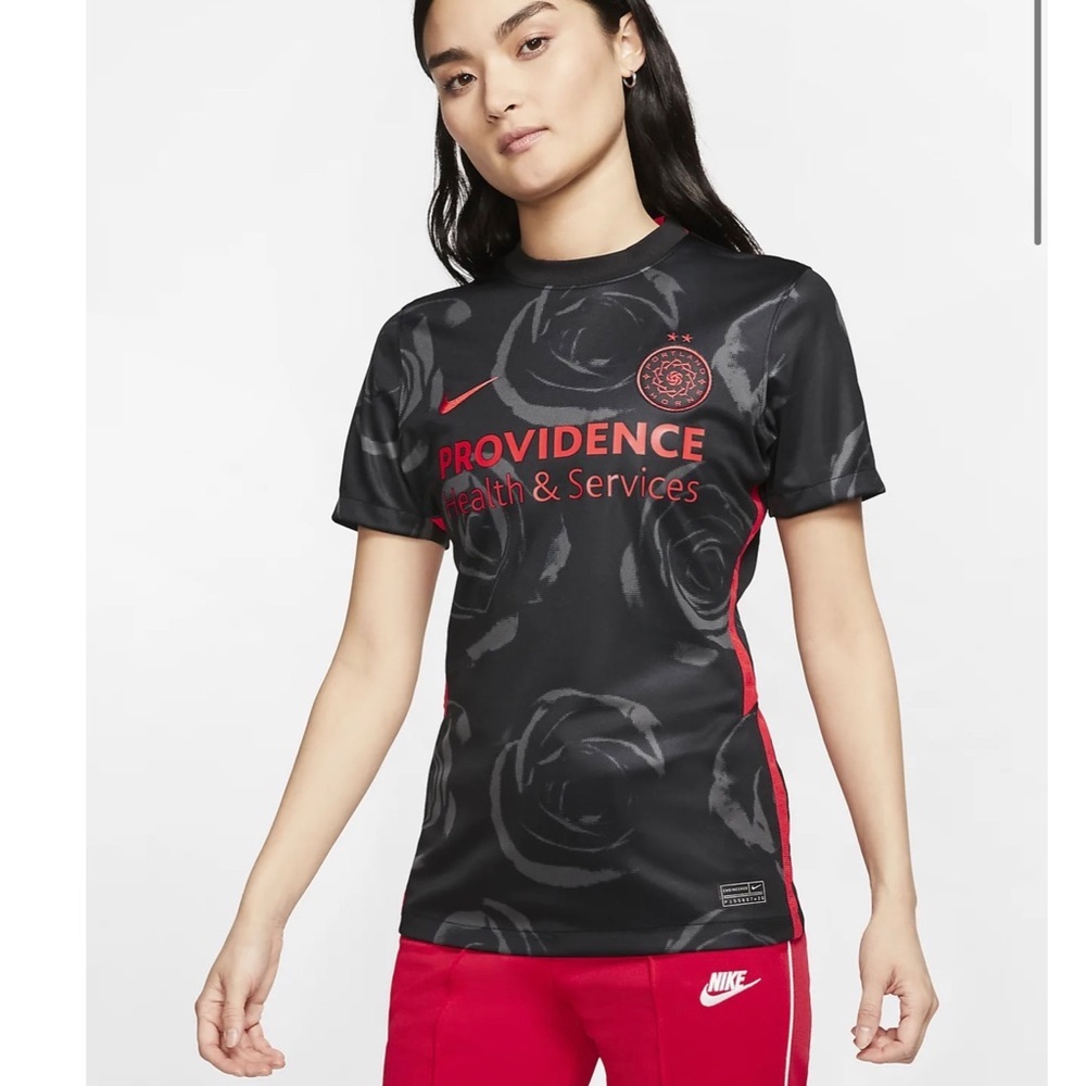 NWT NIKE FITTED PORTLAND THORNS WOMENS SOCCER LEAGUE JERSEY